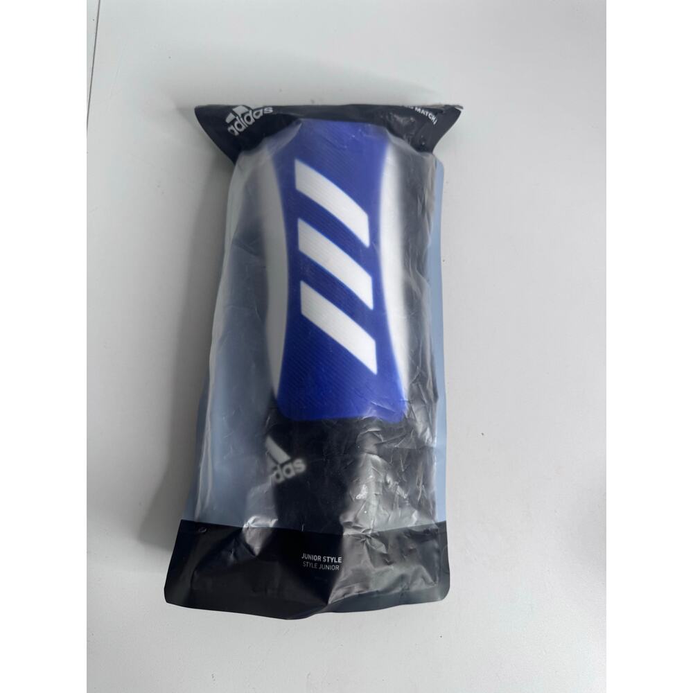 Adidas Shin Guards Soccer. Youth Size Large 140-160cm  4-7” to 5-2”
